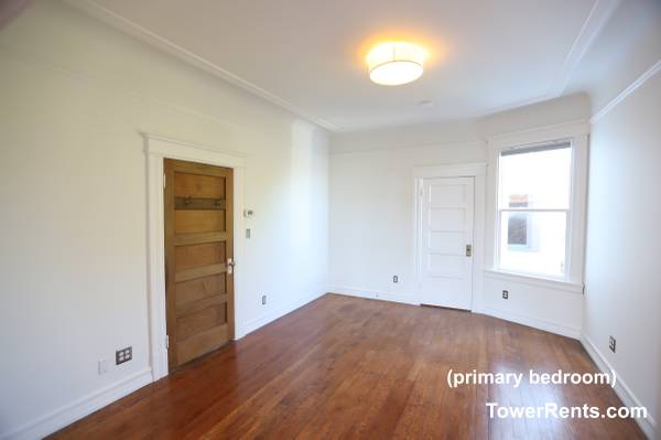 Top-Floor 1909 Bernal Edwardian Flat with Deck and Yard Craigslist photo 20