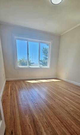 Remodeled Central Sunset 2BR Single-Family House Craigslist photo 6