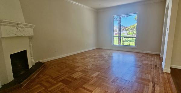 Remodeled Central Sunset 2BR Single-Family House Craigslist photo 8