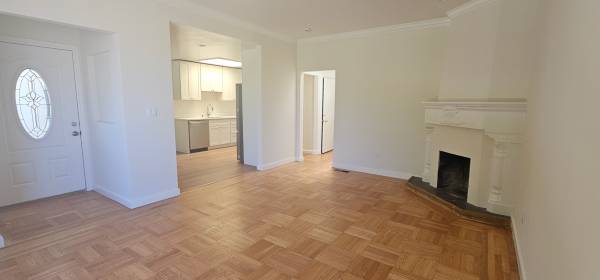 Remodeled Central Sunset 2BR Single-Family House Craigslist photo 9