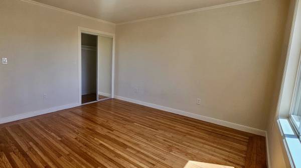 Remodeled Central Sunset 2BR Single-Family House Craigslist photo 19