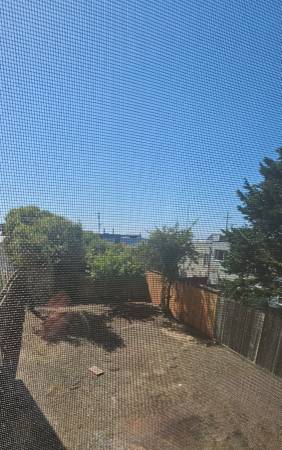 Remodeled Central Sunset 2BR Single-Family House Craigslist photo 23