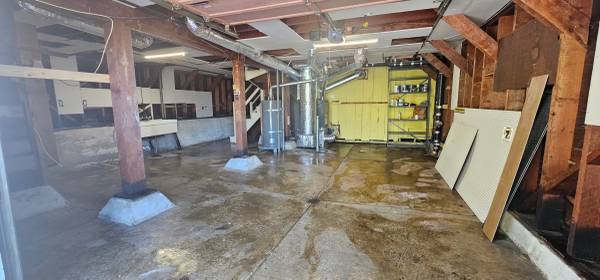 Remodeled Central Sunset 2BR Single-Family House Craigslist photo 22