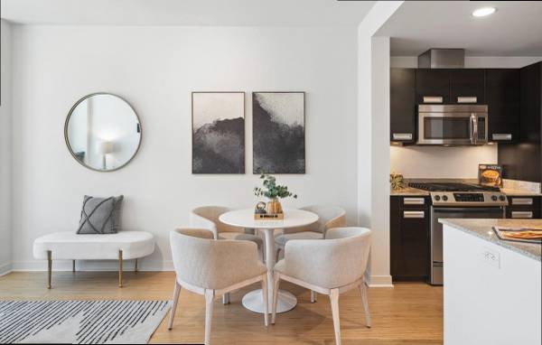 Mission Bay 1BR + Den with Bay Views near UCSF Craigslist photo 2