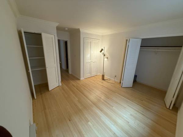 Renovated Pacific Heights 1BR Condo near Lafayette Park Craigslist photo 8