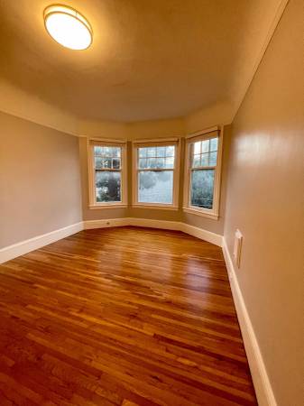 Large 2BR with In-Unit Laundry near Golden Gate Park Craigslist photo 9