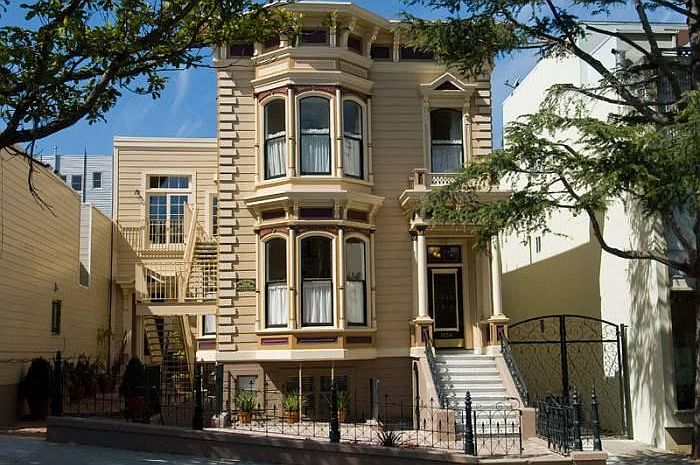 1050 Dolores St APT E Zillow photo 3