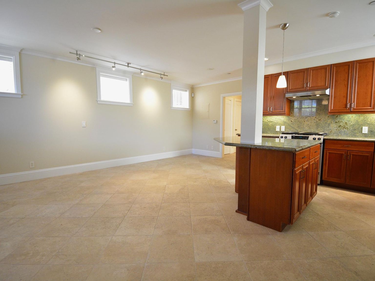 1050 Dolores St APT E Zillow photo 14