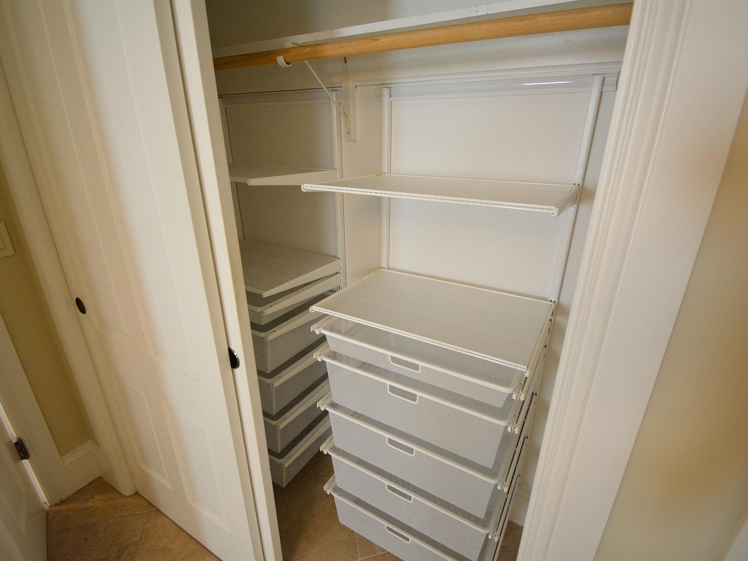 1050 Dolores St APT E Zillow photo 16