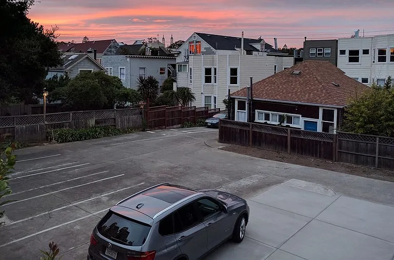 25th image of 1340A Haight St