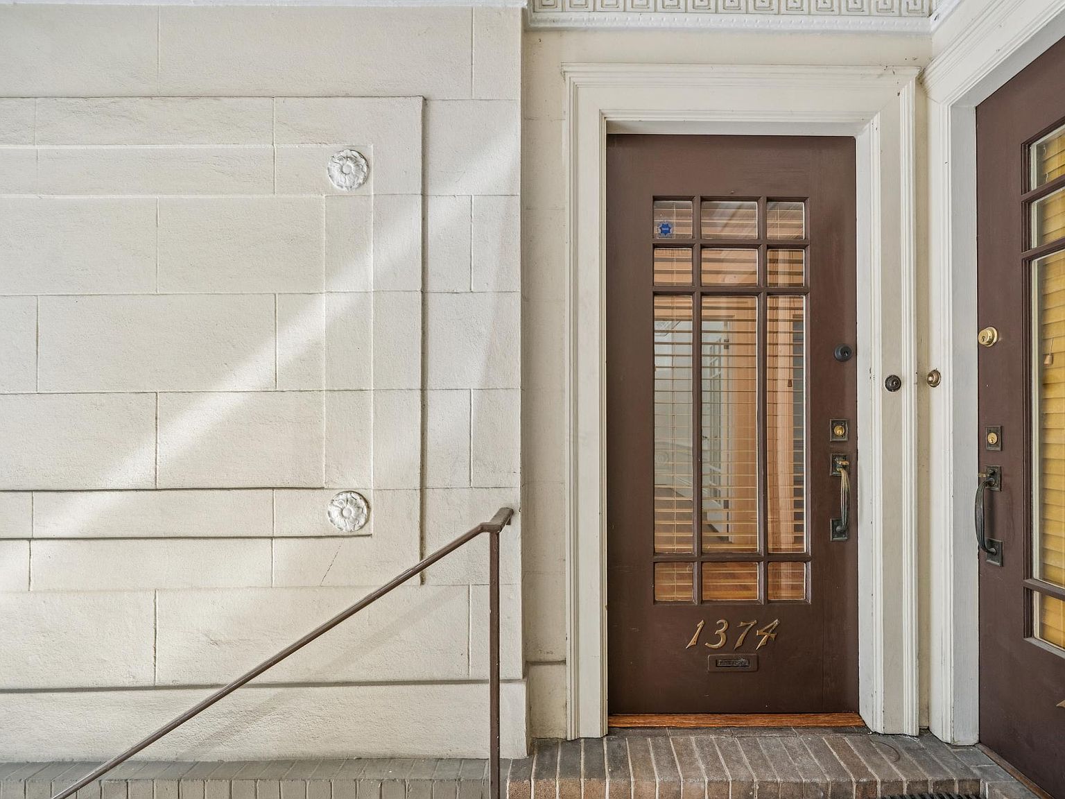 1374 Filbert St Zillow photo 2