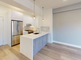 1374 Filbert St Zillow photo 6