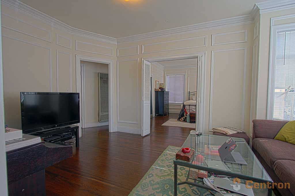 1390 Pine St #32 Zillow photo 3