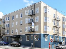 1390 Pine St #32 Zillow photo 6