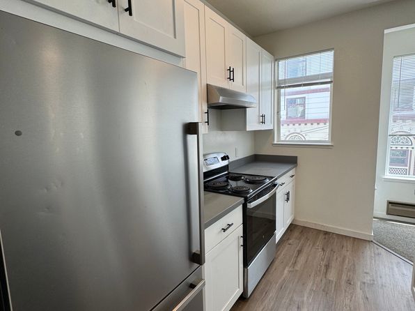 1400 Jones St APT 202 Zillow photo 3