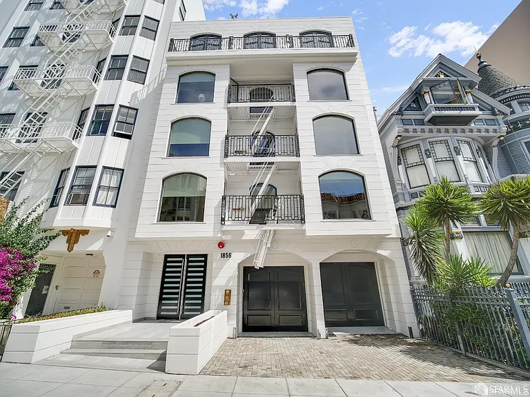 14th image of 1856 Pacific Ave APT 3