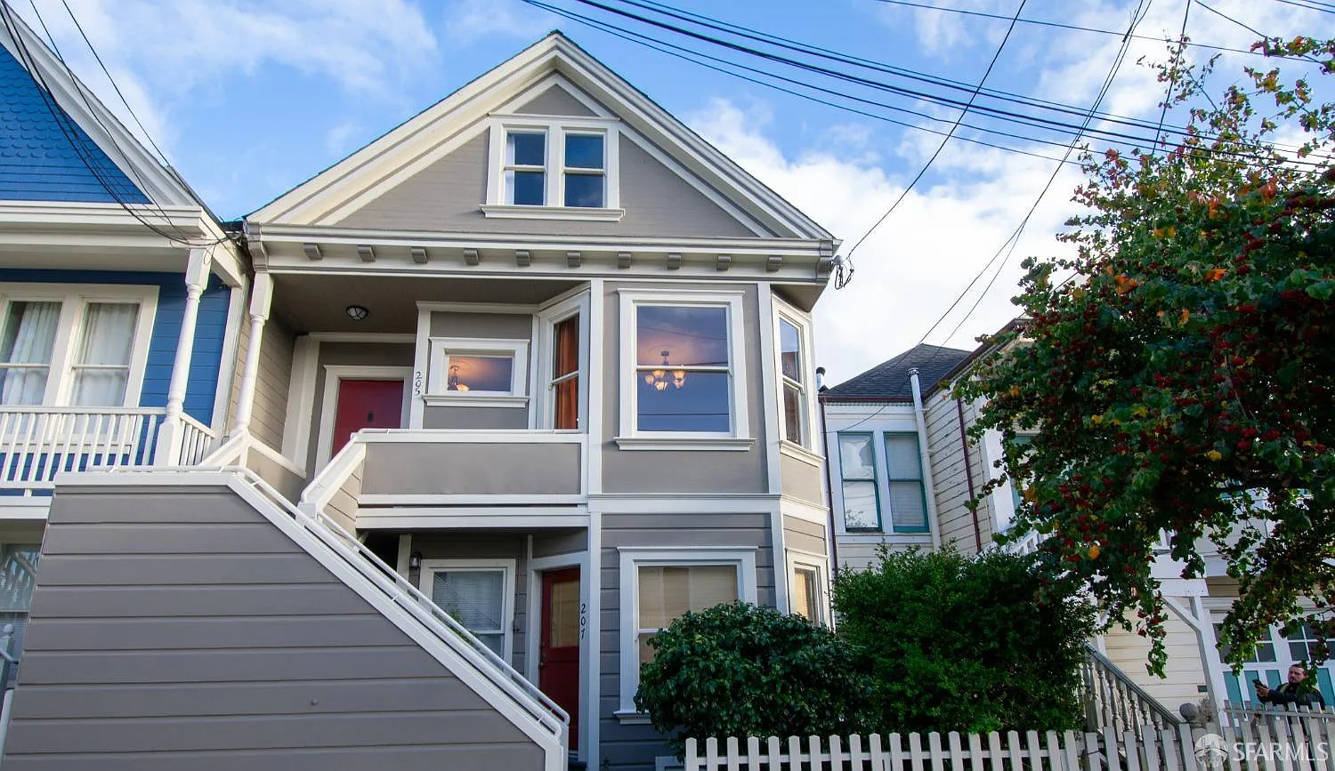 1st image of 205 Bonview St #205