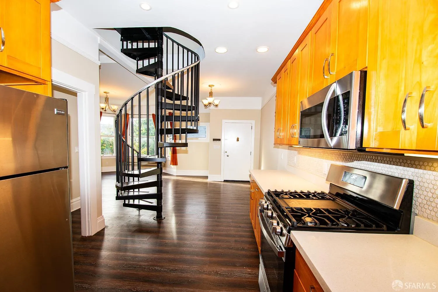 4th image of 205 Bonview St #205