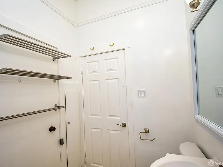 8th image of 205 Bonview St #205
