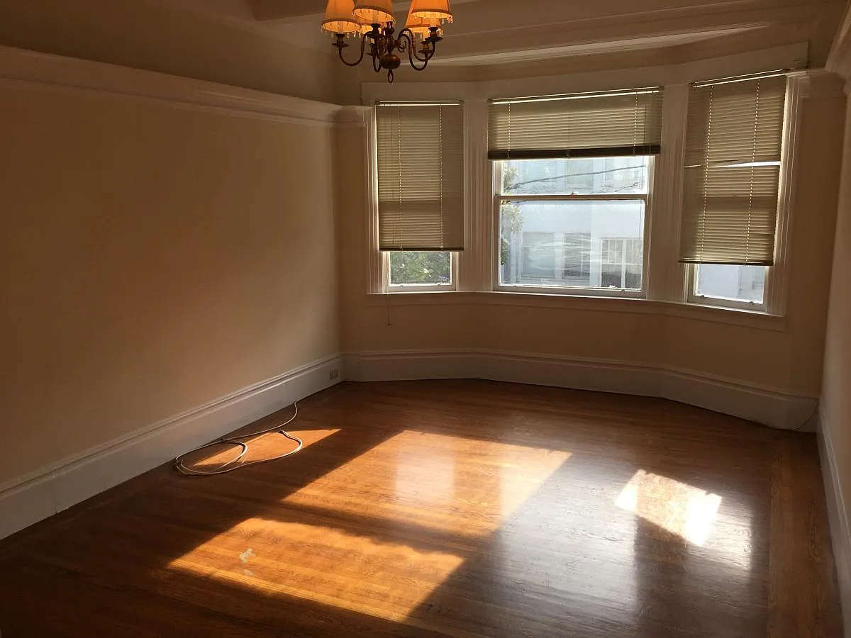 4th image of 23 Palm Ave APT 2