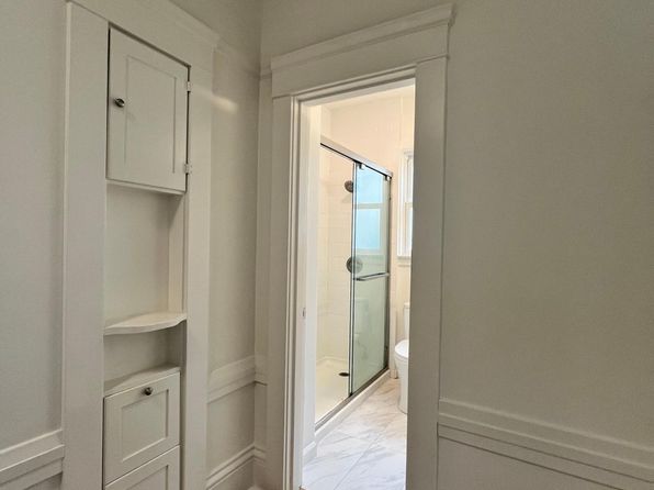 312 Francisco St Zillow photo 6