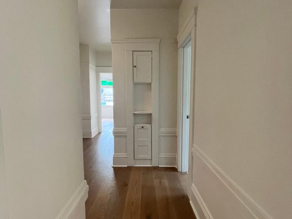 312 Francisco St Zillow photo 24