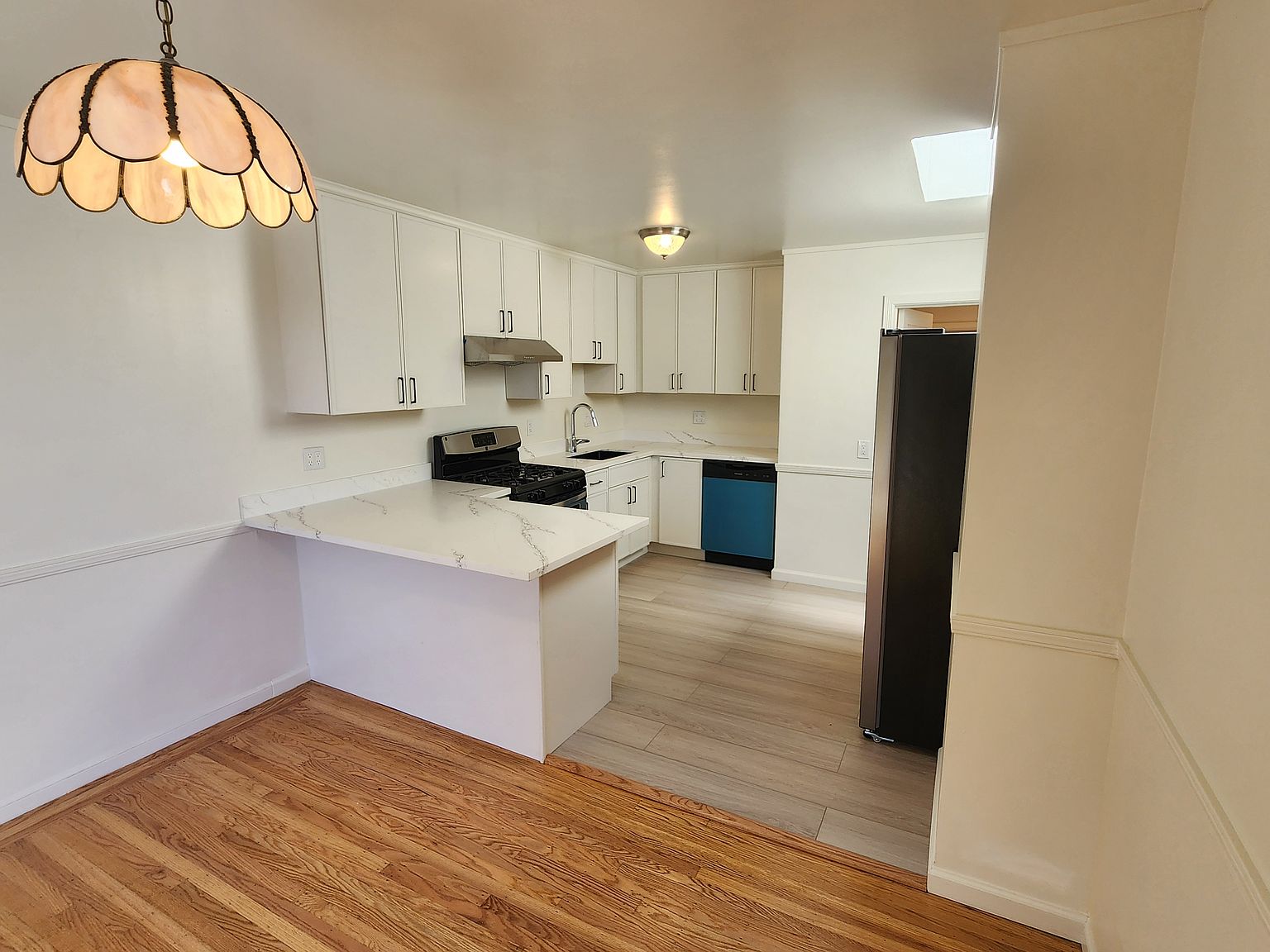 318 Allison St Zillow photo 5