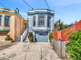 318 Allison St Zillow photo 9
