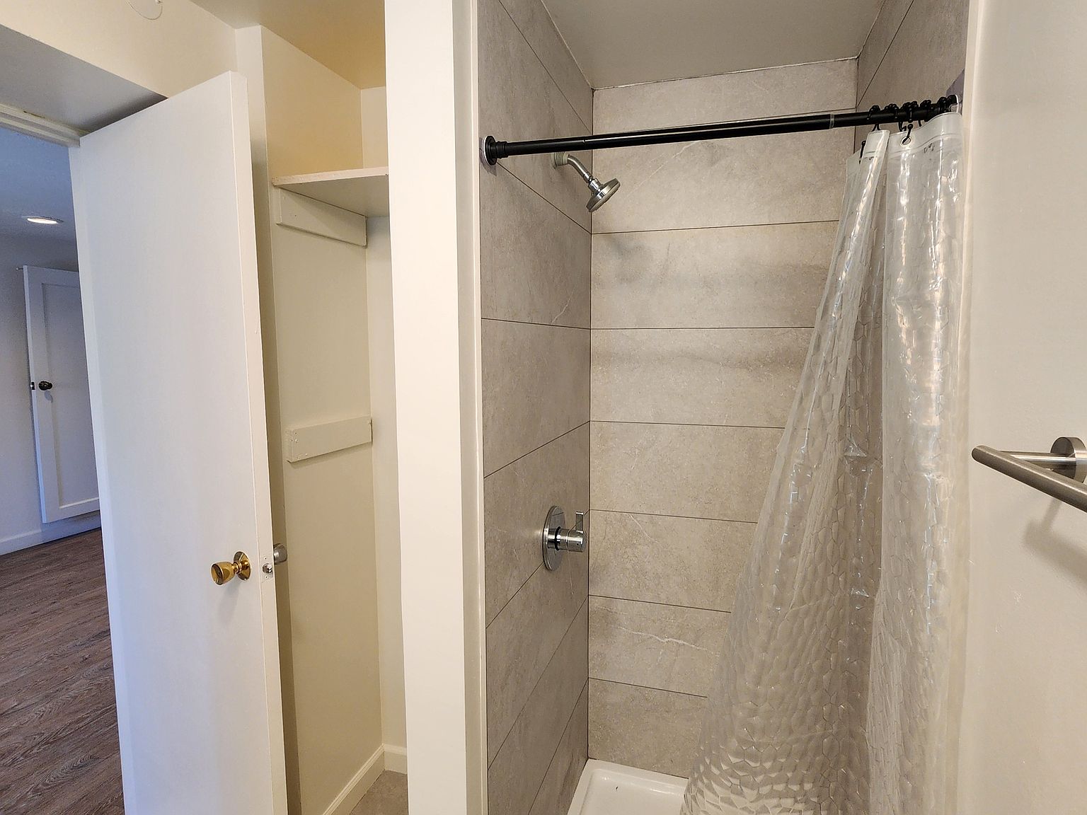 318 Allison St Zillow photo 27