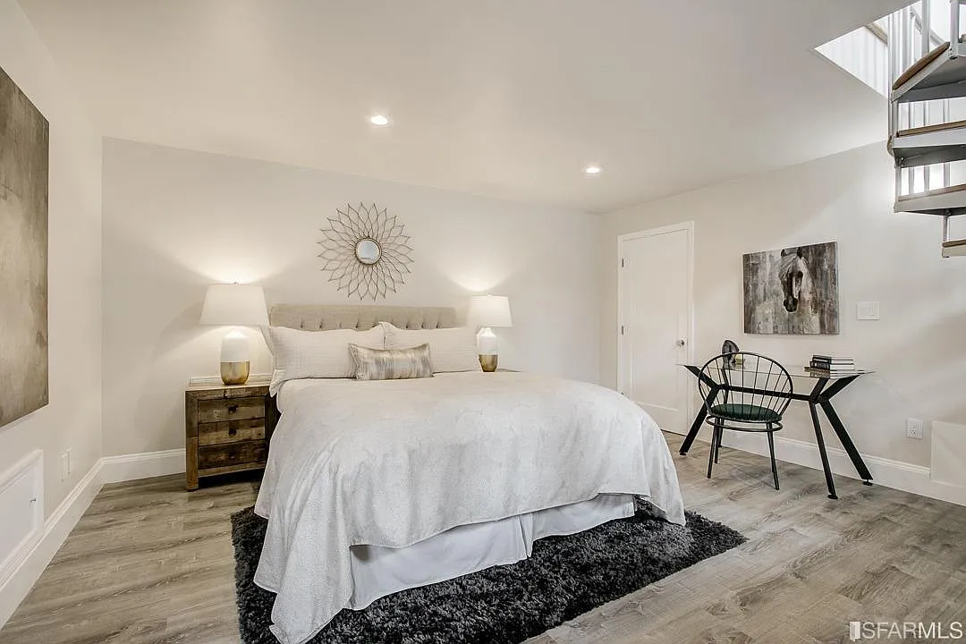 16th image of 360 Lake St APT 1