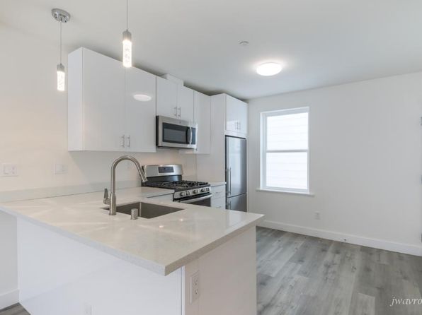 3933 Mission St #6 Zillow photo 8