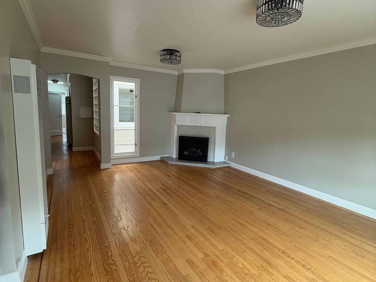 4083 19th Ave Zillow photo 4