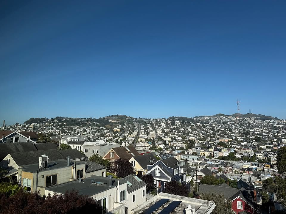 48-50 Winfield St Zillow photo 4