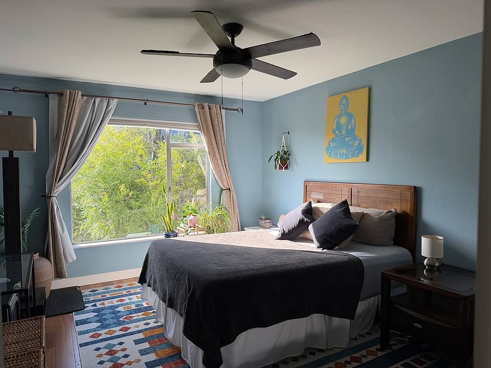 48-50 Winfield St Zillow photo 13