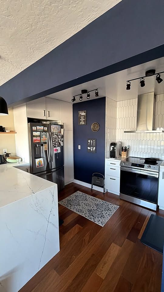 48-50 Winfield St Zillow photo 14