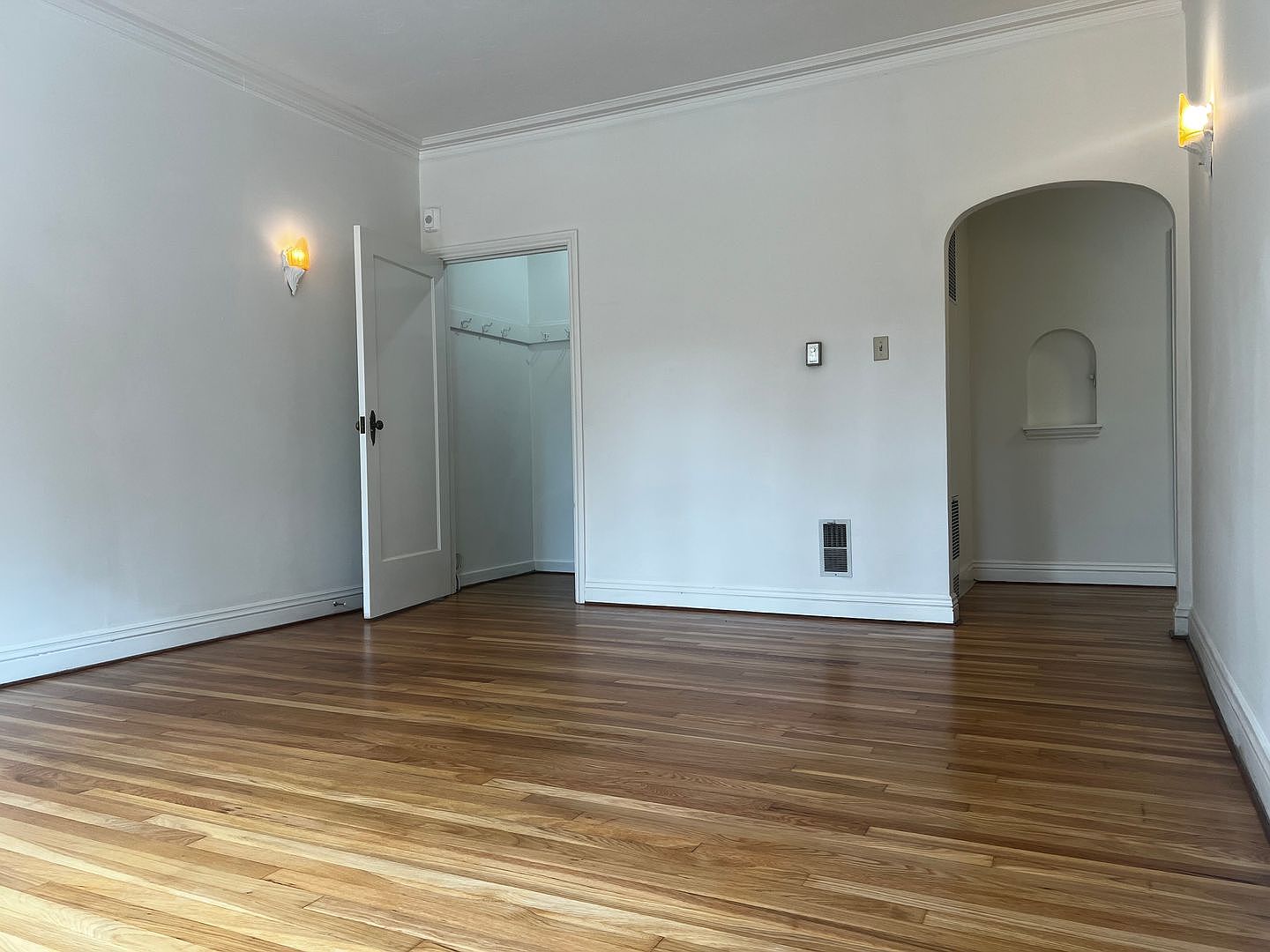 5400 Fulton St #201 Zillow photo 5