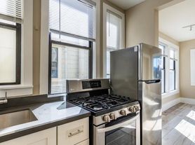 5400 Fulton St #201 Zillow photo 6