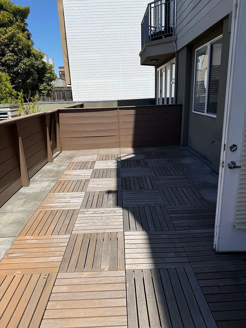 19th image of 566 S Van Ness Ave APT 2