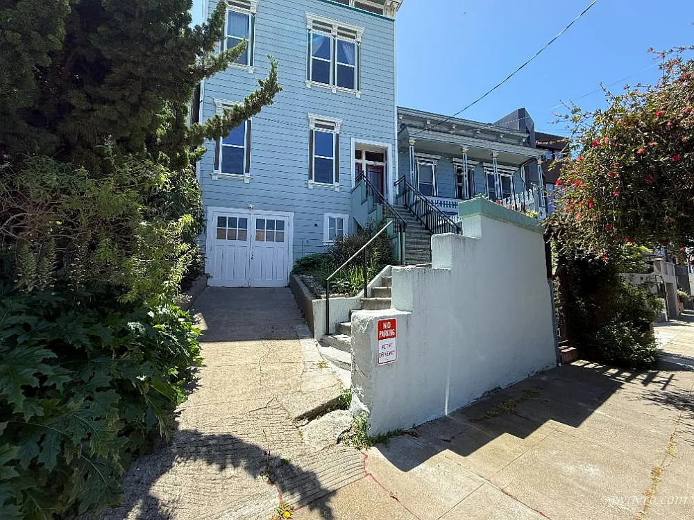 1st image of 60 Mirabel Ave