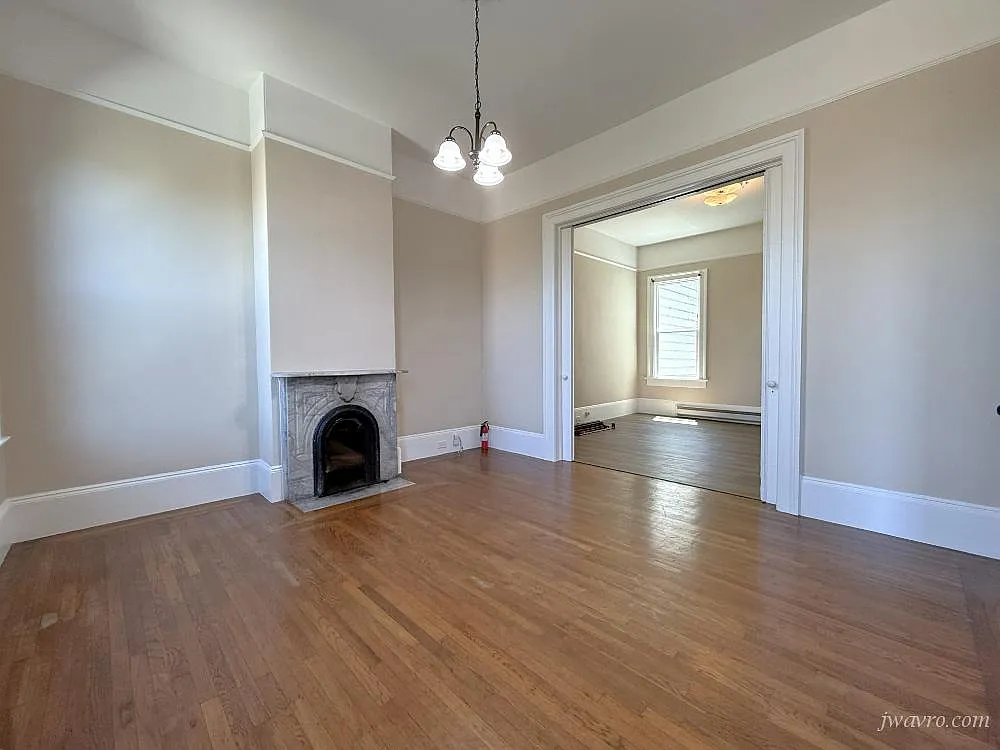 4th image of 60 Mirabel Ave
