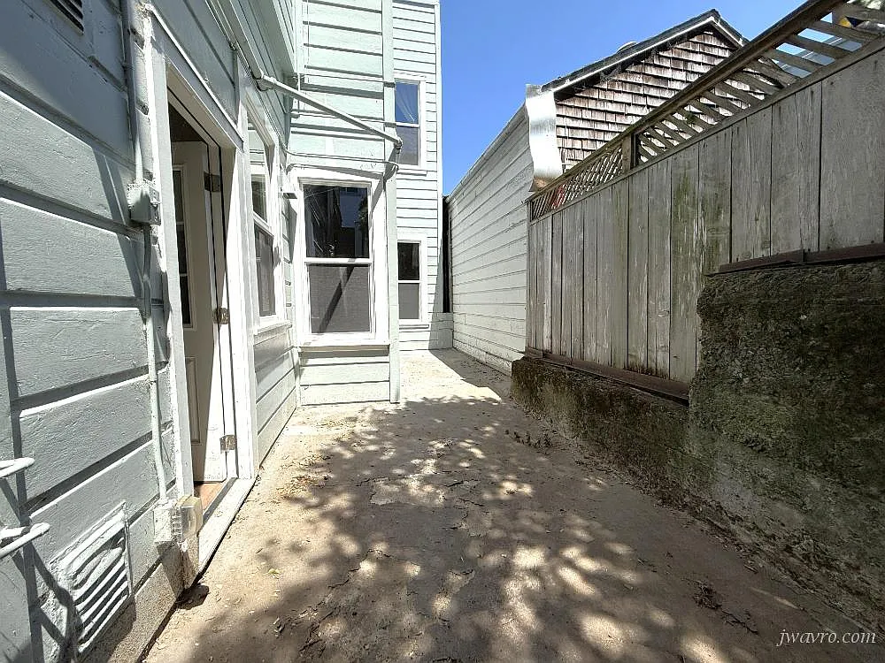 14th image of 60 Mirabel Ave