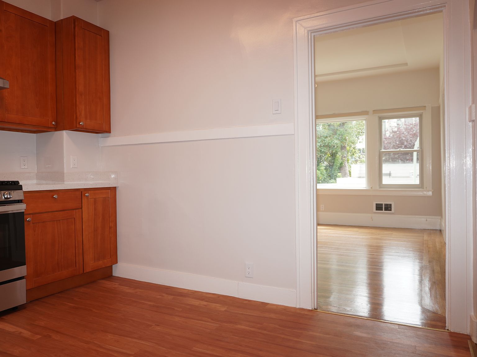 69 Henry St #1 Zillow photo 22