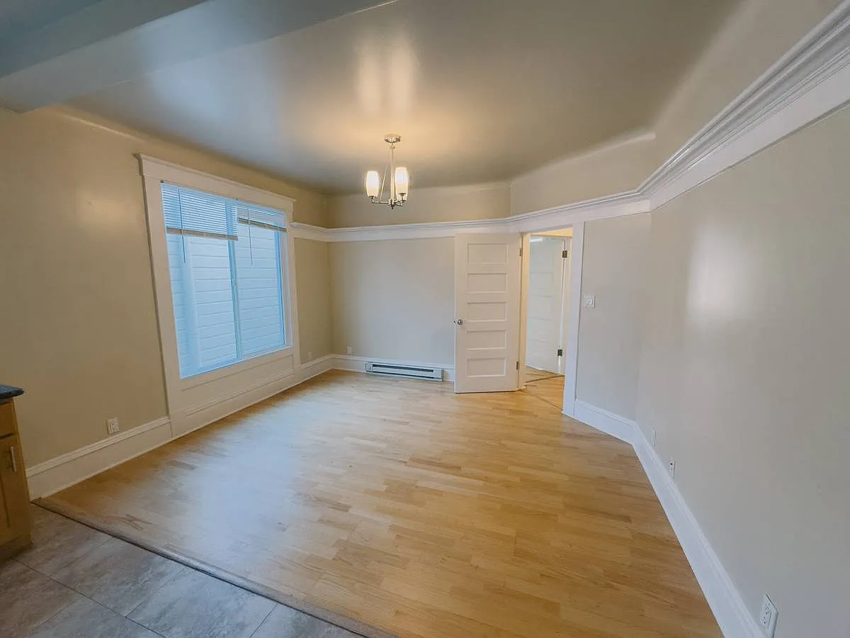 13th image of 812-816 Central Ave #812
