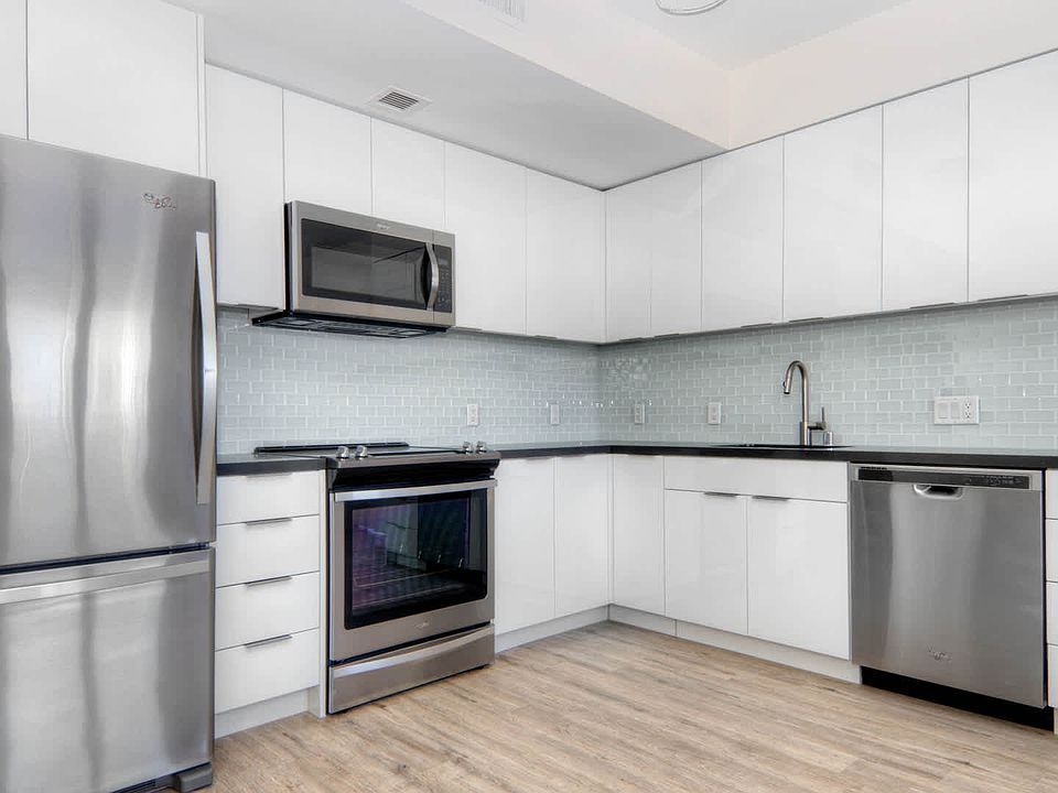 Kitchen with Caesarstone Countertops