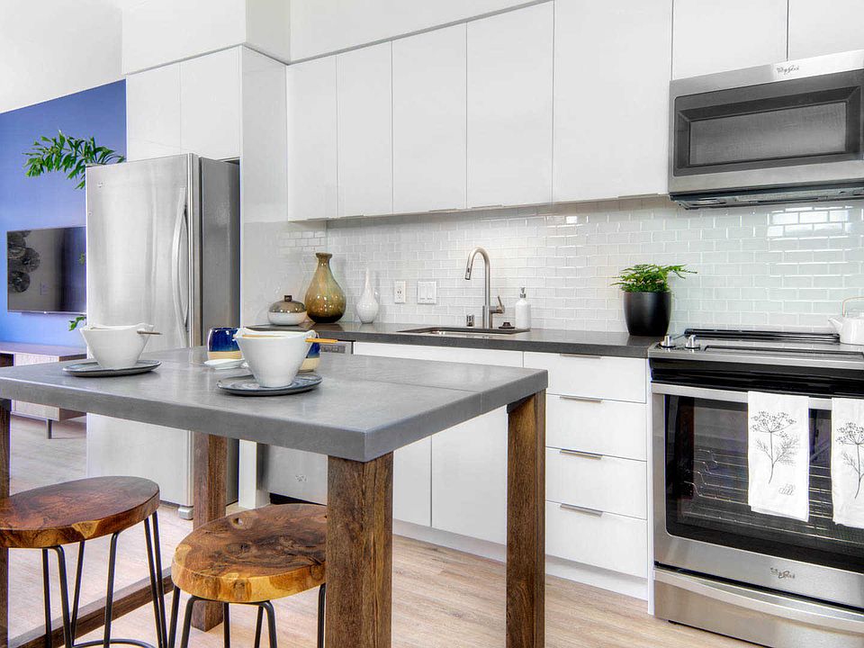 Kitchen with Caesarstone Countertops