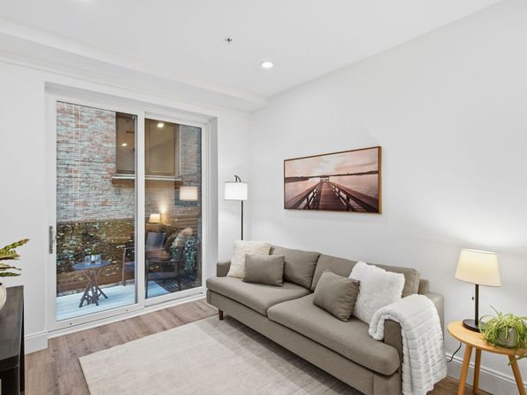 901 Bush St Zillow photo 1
