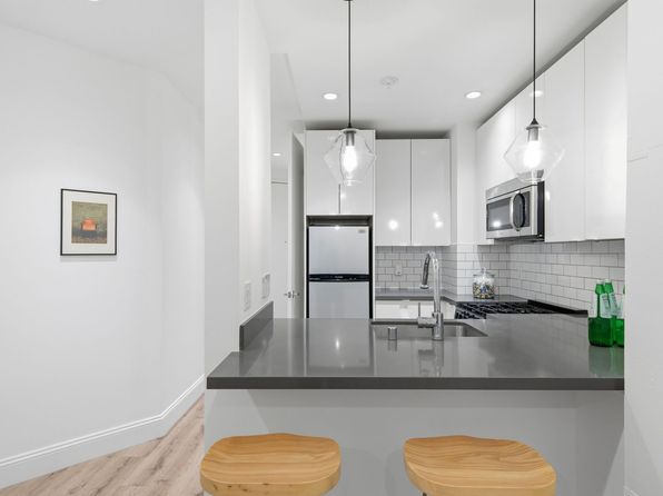 901 Bush St Zillow photo 5