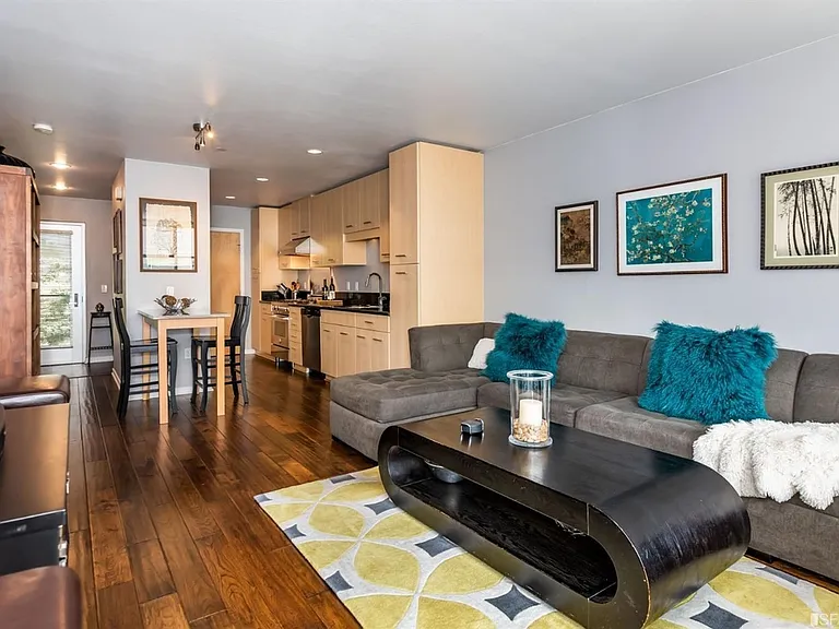 3rd image of 989 20th St Unit 466